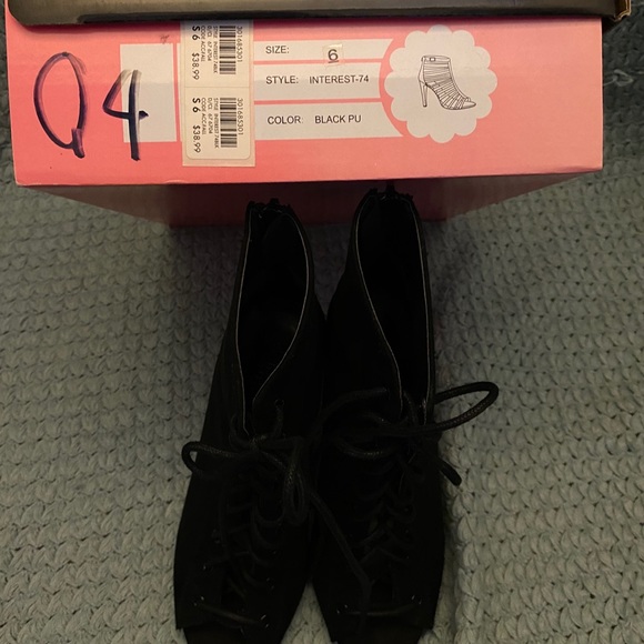 Lace Up Open Toe Bootie - Picture 5 of 5